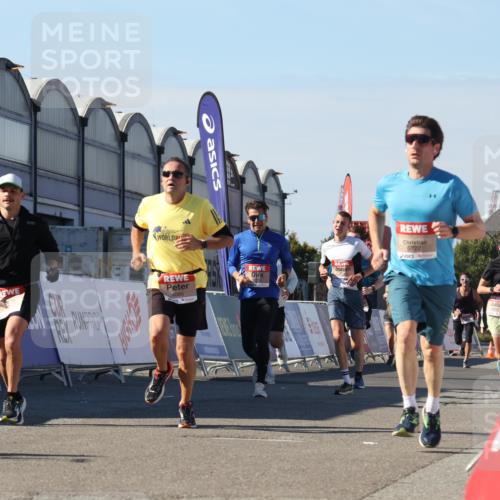 03.10.2025 - Köhlbrandbrückenlauf Luisa Fischer http://msf.ph/oto/9029759 03.10.2025 13:03:10 Ziel 4085, 4294, 4856, 5048, 6279, 6655, 6722, 6770, 6784 meine-sportfotos.de