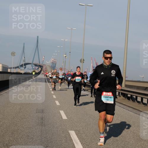 03.10.2025 - Köhlbrandbrückenlauf Fabian Wolf http://msf.ph/oto/9029782 03.10.2025 09:44:34 Position 3 1167 meine-sportfotos.de