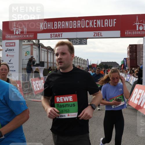 03.10.2025 - Köhlbrandbrückenlauf Julia Fischer http://msf.ph/oto/9029864 03.10.2025 16:09:18 Ziel 7379, 7395, 7447, 7558, 7702, 7822, 7823, 8217, 8348, 8541, 8763, 8797, 9019, 9091, 9139, 9151, 9216, 9334, 9739, 9752, 9753 meine-sportfotos.de