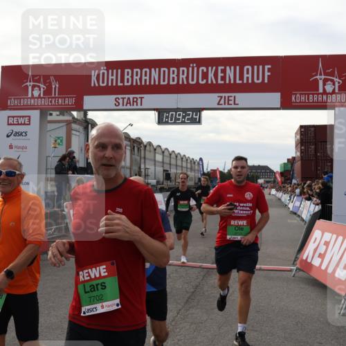 03.10.2025 - Köhlbrandbrückenlauf Julia Fischer http://msf.ph/oto/9029916 03.10.2025 16:09:25 Ziel 7345, 7395, 7447, 7558, 7702, 7822, 8217, 8348, 8541, 8763, 8788, 8823, 9019, 9091, 9151, 9334, 9470, 9752, 9753 meine-sportfotos.de