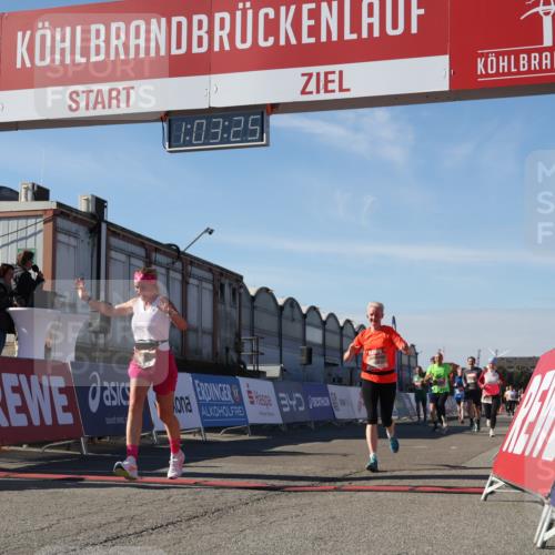03.10.2025 - Köhlbrandbrückenlauf Luisa Fischer http://msf.ph/oto/9029927 03.10.2025 13:03:24 Ziel 4208, 4225, 4252, 4268, 4283, 4300, 4454, 4856, 5048, 5063, 6194, 6207, 6279, 6612, 6632 meine-sportfotos.de