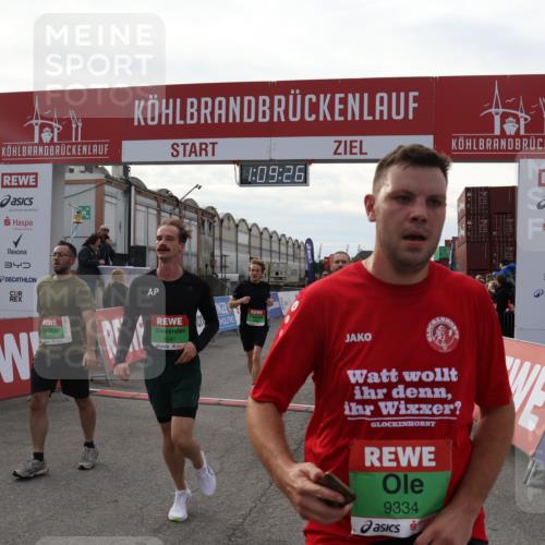 03.10.2025 - Köhlbrandbrückenlauf Julia Fischer http://msf.ph/oto/9029932 03.10.2025 16:09:26 Ziel 7345, 7395, 7447, 7558, 7609, 7702, 7822, 8217, 8541, 8788, 8823, 9019, 9091, 9151, 9334, 9470, 9752, 9753 meine-sportfotos.de