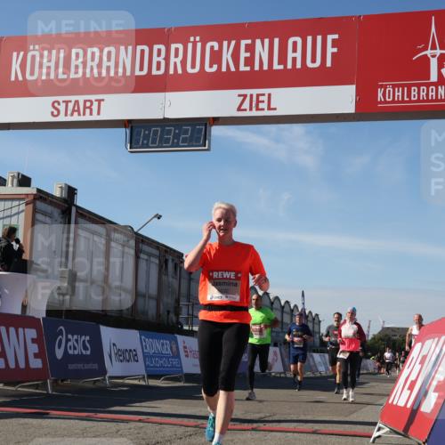 03.10.2025 - Köhlbrandbrückenlauf Luisa Fischer http://msf.ph/oto/9029951 03.10.2025 13:03:26 Ziel 4208, 4214, 4225, 4252, 4268, 4283, 4300, 4454, 4856, 5063, 5707, 6194, 6207, 6279, 6612, 6632 meine-sportfotos.de