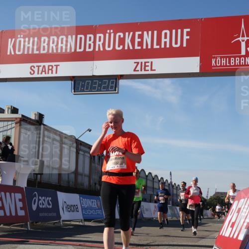 03.10.2025 - Köhlbrandbrückenlauf Luisa Fischer http://msf.ph/oto/9029957 03.10.2025 13:03:26 Ziel 4208, 4214, 4225, 4252, 4268, 4283, 4300, 4454, 4856, 5063, 5707, 6194, 6207, 6279, 6612, 6632 meine-sportfotos.de