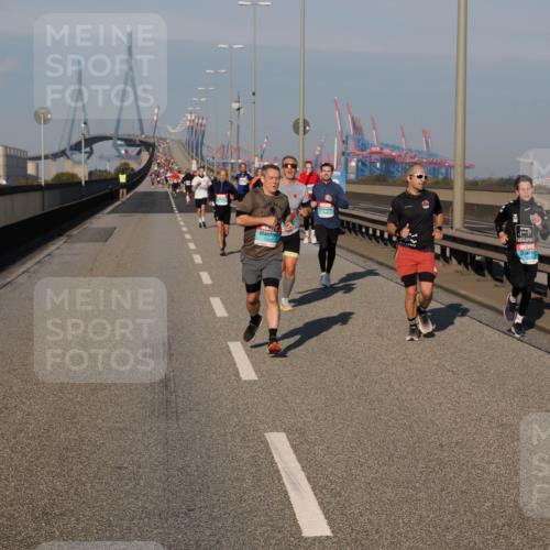 03.10.2025 - Köhlbrandbrückenlauf Fabian Wolf http://msf.ph/oto/9029972 03.10.2025 09:44:40 Position 3 1142 meine-sportfotos.de