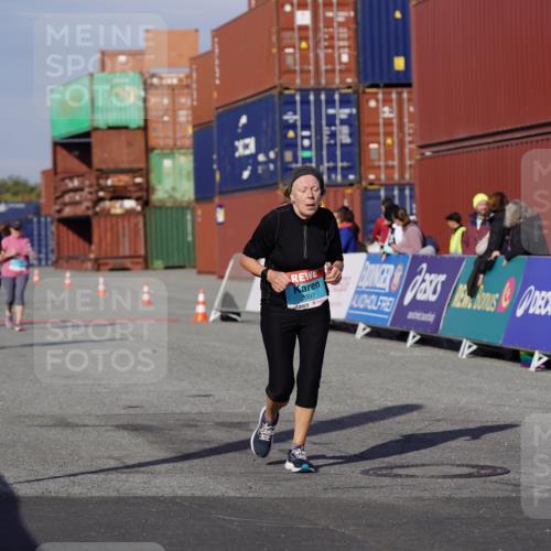 03.10.2025 - Köhlbrandbrückenlauf Michael Burmester http://msf.ph/oto/9030159 03.10.2025 10:35:20 Ziel 2232, 2397, 2755, 2936 meine-sportfotos.de