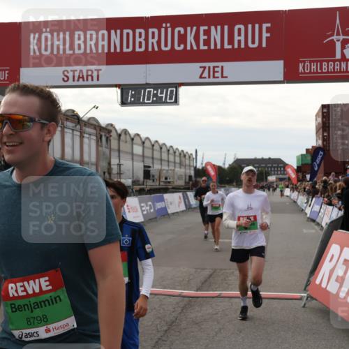 03.10.2025 - Köhlbrandbrückenlauf Julia Fischer http://msf.ph/oto/9030285 03.10.2025 16:10:41 Ziel 7112, 7126, 7384, 7385, 7534, 7543, 7549, 7552, 7562, 7844, 8153, 8798, 8950, 9652 meine-sportfotos.de