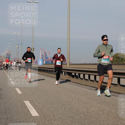 03.10.2025 - Köhlbrandbrückenlauf Fabian Wolf http://msf.ph/oto/9030473 03.10.2025 09:44:59 Position 3 1143 meine-sportfotos.de