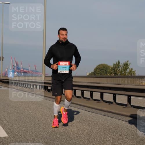 03.10.2025 - Köhlbrandbrückenlauf Fabian Wolf http://msf.ph/oto/9030563 03.10.2025 09:45:02 Position 3 3718 meine-sportfotos.de