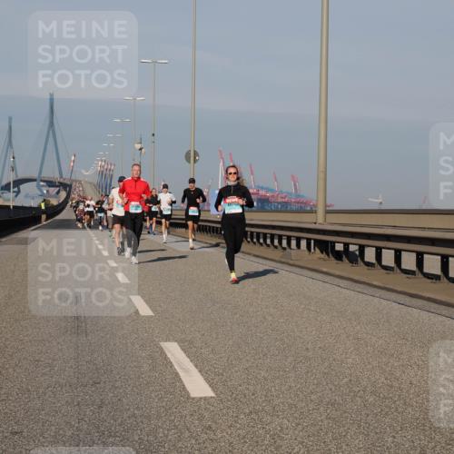 03.10.2025 - Köhlbrandbrückenlauf Fabian Wolf http://msf.ph/oto/9030614 03.10.2025 09:45:07 Position 3  meine-sportfotos.de