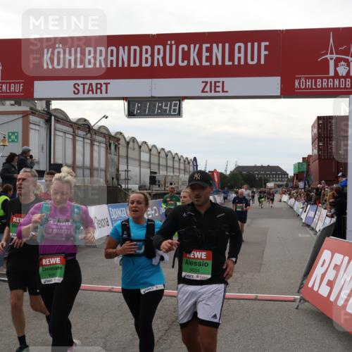03.10.2025 - Köhlbrandbrückenlauf Julia Fischer http://msf.ph/oto/9030761 03.10.2025 16:11:49 Ziel 7196, 7330, 7419, 7469, 7533, 7658, 8774, 9200, 9202, 9382, 9392, 9634 meine-sportfotos.de