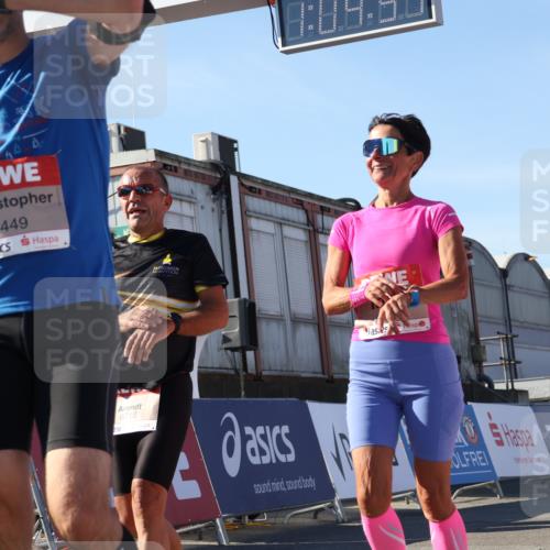 03.10.2025 - Köhlbrandbrückenlauf Luisa Fischer http://msf.ph/oto/9030803 03.10.2025 13:04:49 Ziel 4022, 4061, 4236, 4240, 4246, 4247, 4303, 4449, 4724, 4831, 5849, 5948, 5968, 6268, 6470, 6716 meine-sportfotos.de