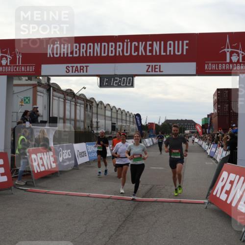 03.10.2025 - Köhlbrandbrückenlauf Julia Fischer http://msf.ph/oto/9030837 03.10.2025 16:12:01 Ziel 7122, 7463, 7469, 7533, 7566, 7613, 7757, 7961, 8005, 8096, 8110, 8259, 8569, 8954, 9159, 9244 meine-sportfotos.de