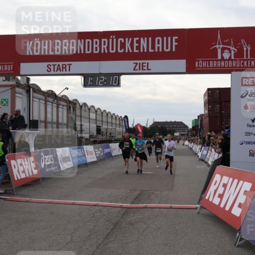 03.10.2025 - Köhlbrandbrückenlauf Julia Fischer http://msf.ph/oto/9030951 03.10.2025 16:12:11 Ziel 7122, 7404, 7463, 7468, 7615, 7757, 7825, 8088, 8110, 8259, 8569, 8939, 8951, 9159, 9399 meine-sportfotos.de