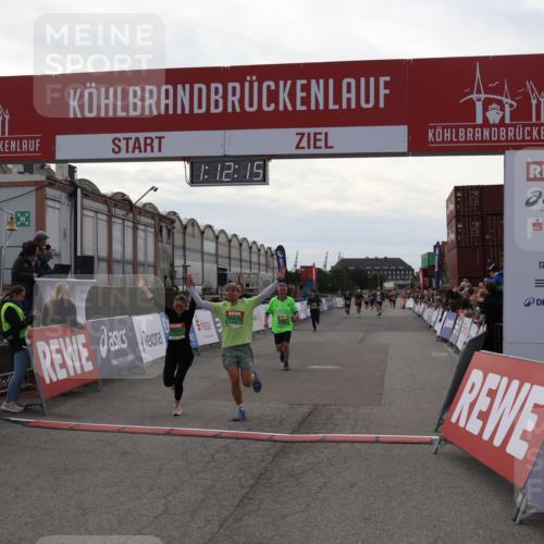 03.10.2025 - Köhlbrandbrückenlauf Julia Fischer http://msf.ph/oto/9031005 03.10.2025 16:12:15 Ziel 7404, 7463, 7468, 7615, 7762, 7825, 8088, 8259, 8569, 8939, 8951, 9159, 9399 meine-sportfotos.de