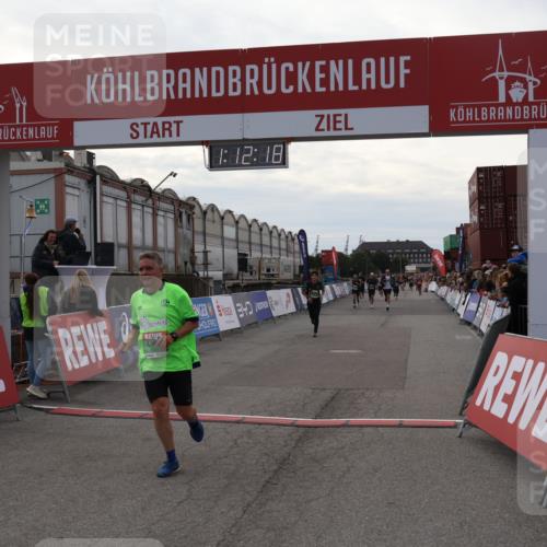 03.10.2025 - Köhlbrandbrückenlauf Julia Fischer http://msf.ph/oto/9031053 03.10.2025 16:12:19 Ziel 7404, 7468, 7615, 7762, 7825, 8088, 8501, 8939, 8951, 9359 meine-sportfotos.de