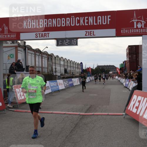 03.10.2025 - Köhlbrandbrückenlauf Julia Fischer http://msf.ph/oto/9031058 03.10.2025 16:12:19 Ziel 7404, 7468, 7615, 7762, 7825, 8088, 8501, 8939, 8951, 9359 meine-sportfotos.de