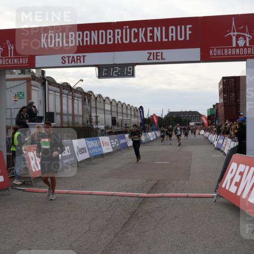 03.10.2025 - Köhlbrandbrückenlauf Julia Fischer http://msf.ph/oto/9031073 03.10.2025 16:12:20 Ziel 7404, 7468, 7615, 7762, 7825, 8088, 8501, 8939, 8951, 9359 meine-sportfotos.de