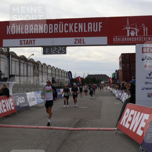 03.10.2025 - Köhlbrandbrückenlauf Julia Fischer http://msf.ph/oto/9031082 03.10.2025 16:12:25 Ziel 7404, 7615, 7654, 7688, 7762, 8088, 8501, 8901, 9060, 9061, 9359, 9454, 9677 meine-sportfotos.de