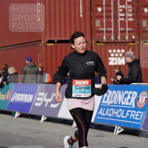 03.10.2025 - Köhlbrandbrückenlauf Michael Burmester http://msf.ph/oto/9031109 03.10.2025 10:36:43 Ziel 2473, 2535, 3096 meine-sportfotos.de