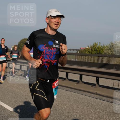 03.10.2025 - Köhlbrandbrückenlauf Fabian Wolf http://msf.ph/oto/9031208 03.10.2025 09:45:30 Position 3 237, 1185, 23 meine-sportfotos.de