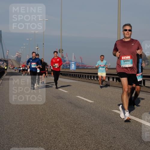 03.10.2025 - Köhlbrandbrückenlauf Fabian Wolf http://msf.ph/oto/9031248 03.10.2025 09:45:32 Position 3 1411 meine-sportfotos.de