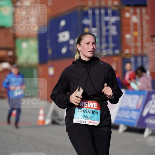 03.10.2025 - Köhlbrandbrückenlauf Michael Burmester http://msf.ph/oto/9031251 03.10.2025 10:37:09 Ziel 2153, 2487, 2606 meine-sportfotos.de