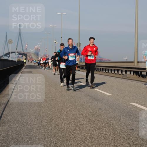 03.10.2025 - Köhlbrandbrückenlauf Fabian Wolf http://msf.ph/oto/9031294 03.10.2025 09:45:34 Position 3  meine-sportfotos.de