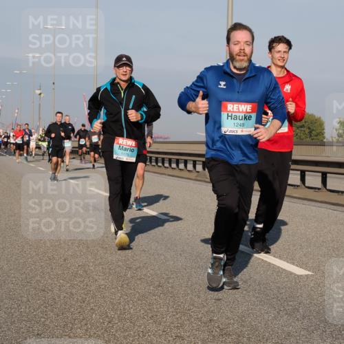 03.10.2025 - Köhlbrandbrückenlauf Fabian Wolf http://msf.ph/oto/9031350 03.10.2025 09:45:36 Position 3 1175, 1249 meine-sportfotos.de
