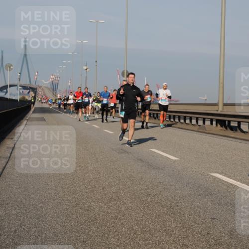 03.10.2025 - Köhlbrandbrückenlauf Fabian Wolf http://msf.ph/oto/9031398 03.10.2025 09:45:38 Position 3 1084, 5 meine-sportfotos.de