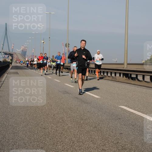 03.10.2025 - Köhlbrandbrückenlauf Fabian Wolf http://msf.ph/oto/9031418 03.10.2025 09:45:39 Position 3  meine-sportfotos.de