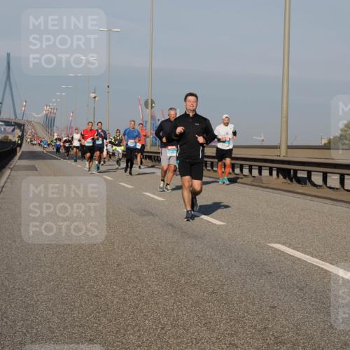 03.10.2025 - Köhlbrandbrückenlauf Fabian Wolf http://msf.ph/oto/9031424 03.10.2025 09:45:39 Position 3  meine-sportfotos.de