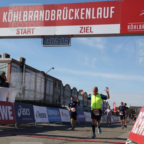 03.10.2025 - Köhlbrandbrückenlauf Luisa Fischer http://msf.ph/oto/9031453 03.10.2025 13:06:07 Ziel 4302, 4327, 4328, 4504, 4635, 4738, 4761, 4954, 5096, 6158, 6222, 6224, 6305, 6323, 6356, 6510 meine-sportfotos.de