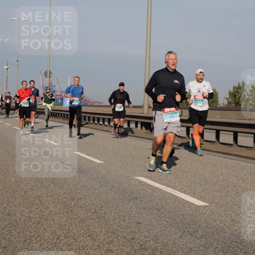 03.10.2025 - Köhlbrandbrückenlauf Fabian Wolf http://msf.ph/oto/9031484 03.10.2025 09:45:43 Position 3 3137 meine-sportfotos.de