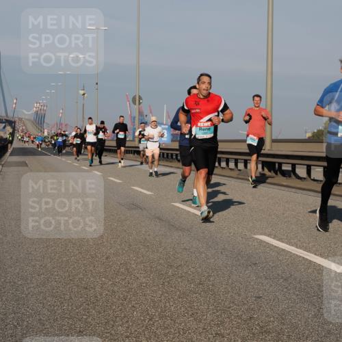 03.10.2025 - Köhlbrandbrückenlauf Fabian Wolf http://msf.ph/oto/9031558 03.10.2025 09:45:46 Position 3 1297, 1247 meine-sportfotos.de