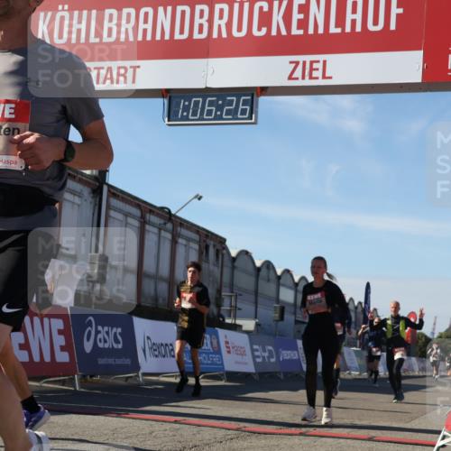 03.10.2025 - Köhlbrandbrückenlauf Luisa Fischer http://msf.ph/oto/9031576 03.10.2025 13:06:24 Ziel 4124, 4396, 4550, 4658, 4659, 5563, 5641, 5970, 6193, 6850 meine-sportfotos.de