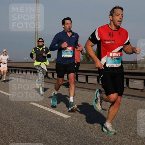 03.10.2025 - Köhlbrandbrückenlauf Fabian Wolf http://msf.ph/oto/9031577 03.10.2025 09:45:48 Position 3 1405, 1297 meine-sportfotos.de