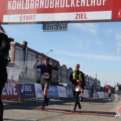 03.10.2025 - Köhlbrandbrückenlauf Luisa Fischer http://msf.ph/oto/9031595 03.10.2025 13:06:27 Ziel 4015, 4122, 4124, 4396, 4550, 4658, 4659, 5563, 5641, 5970, 6193 meine-sportfotos.de