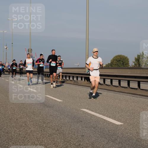 03.10.2025 - Köhlbrandbrückenlauf Fabian Wolf http://msf.ph/oto/9031612 03.10.2025 09:45:51 Position 3  meine-sportfotos.de