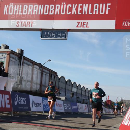 03.10.2025 - Köhlbrandbrückenlauf Luisa Fischer http://msf.ph/oto/9031628 03.10.2025 13:06:30 Ziel 4015, 4122, 4124, 4151, 4396, 4550, 4658, 4659, 5563, 5641, 5970, 6193 meine-sportfotos.de