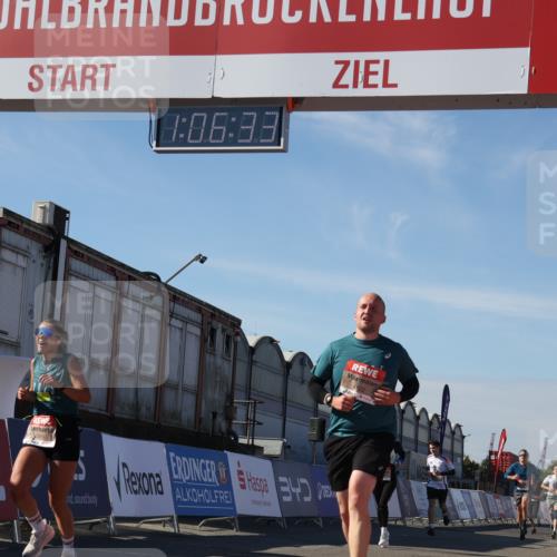03.10.2025 - Köhlbrandbrückenlauf Luisa Fischer http://msf.ph/oto/9031640 03.10.2025 13:06:31 Ziel 4015, 4026, 4122, 4124, 4151, 4312, 4396, 4550, 4658, 4659, 5563, 5641, 5970, 6193, 6256 meine-sportfotos.de
