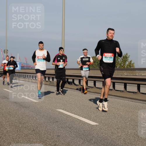 03.10.2025 - Köhlbrandbrückenlauf Fabian Wolf http://msf.ph/oto/9031660 03.10.2025 09:45:54 Position 3 1197 meine-sportfotos.de