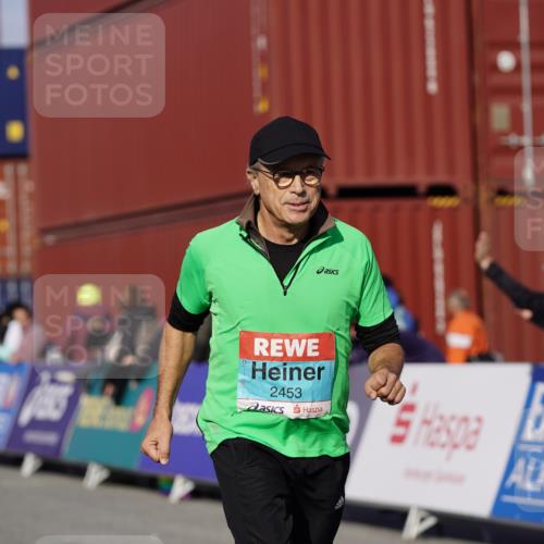 03.10.2025 - Köhlbrandbrückenlauf Michael Burmester http://msf.ph/oto/9031663 03.10.2025 10:38:13 Ziel 2453, 2527, 2659, 3097 meine-sportfotos.de
