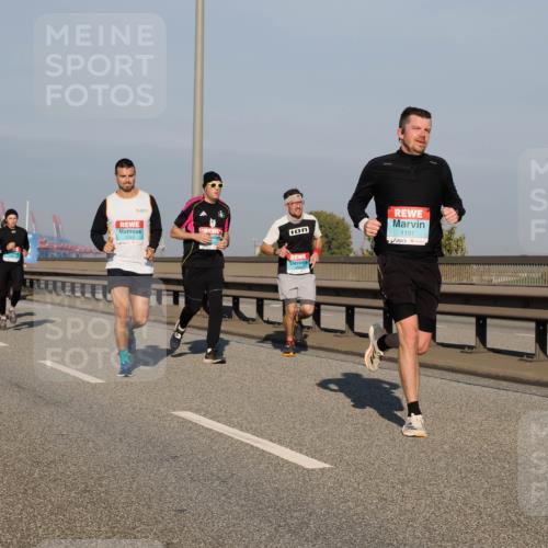 03.10.2025 - Köhlbrandbrückenlauf Fabian Wolf http://msf.ph/oto/9031666 03.10.2025 09:45:54 Position 3 3343, 1197 meine-sportfotos.de