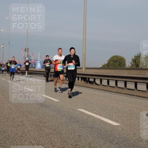 03.10.2025 - Köhlbrandbrückenlauf Fabian Wolf http://msf.ph/oto/9031694 03.10.2025 09:45:57 Position 3  meine-sportfotos.de