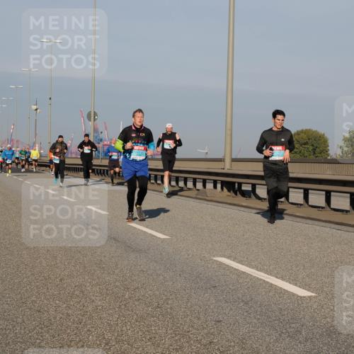03.10.2025 - Köhlbrandbrückenlauf Fabian Wolf http://msf.ph/oto/9031759 03.10.2025 09:46:01 Position 3  meine-sportfotos.de