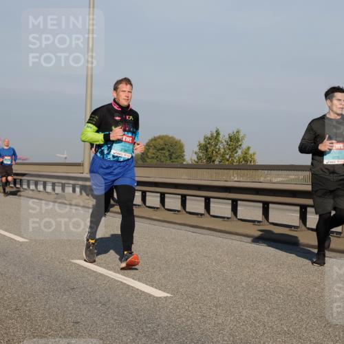 03.10.2025 - Köhlbrandbrückenlauf Fabian Wolf http://msf.ph/oto/9031809 03.10.2025 09:46:04 Position 3 3794, 3775 meine-sportfotos.de