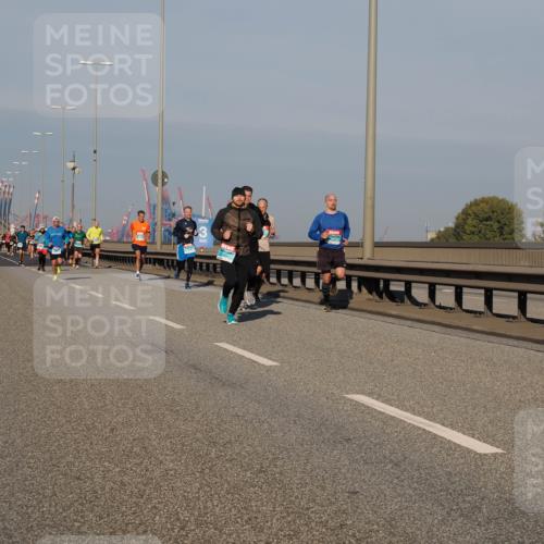03.10.2025 - Köhlbrandbrückenlauf Fabian Wolf http://msf.ph/oto/9031842 03.10.2025 09:46:06 Position 3 3 meine-sportfotos.de