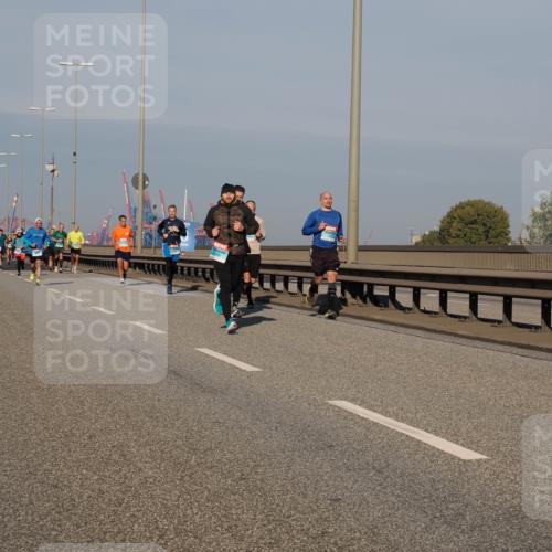 03.10.2025 - Köhlbrandbrückenlauf Fabian Wolf http://msf.ph/oto/9031846 03.10.2025 09:46:06 Position 3  meine-sportfotos.de