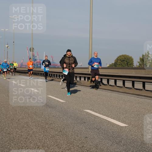 03.10.2025 - Köhlbrandbrückenlauf Fabian Wolf http://msf.ph/oto/9031867 03.10.2025 09:46:07 Position 3  meine-sportfotos.de